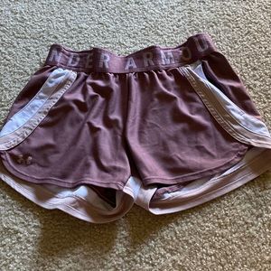 Under armour training shorts with pockets, pink